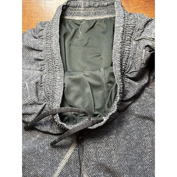 Lululemon Mens Gray 9in Lined Athletic Short Read Below - Picture 2 of 5